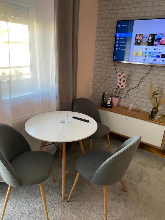 Apartment Cactus 021 ノヴィ・サド エクステリア 写真