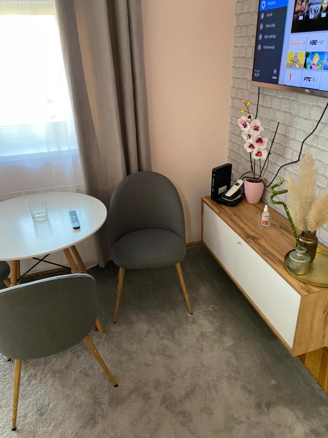Apartment Cactus 021 ノヴィ・サド エクステリア 写真
