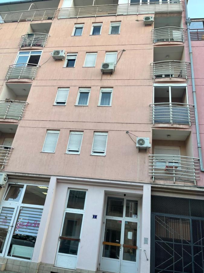 Apartment Cactus 021 ノヴィ・サド エクステリア 写真